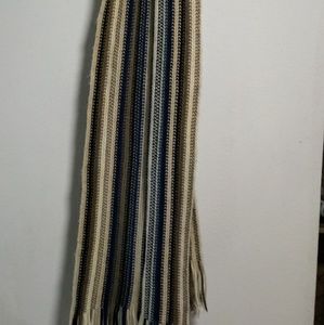 Knit scarf